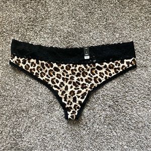 Torrid Leopard Black Mid-Rise Thong Lace Trim Mini Lattice Back Panty, NWT